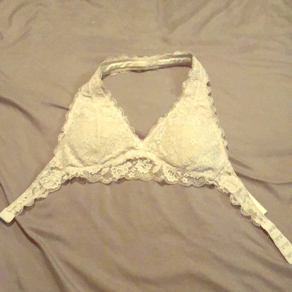 Hollister/Gilly Hicks XS halter bralette